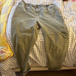 WoMen's Olive Green Pants